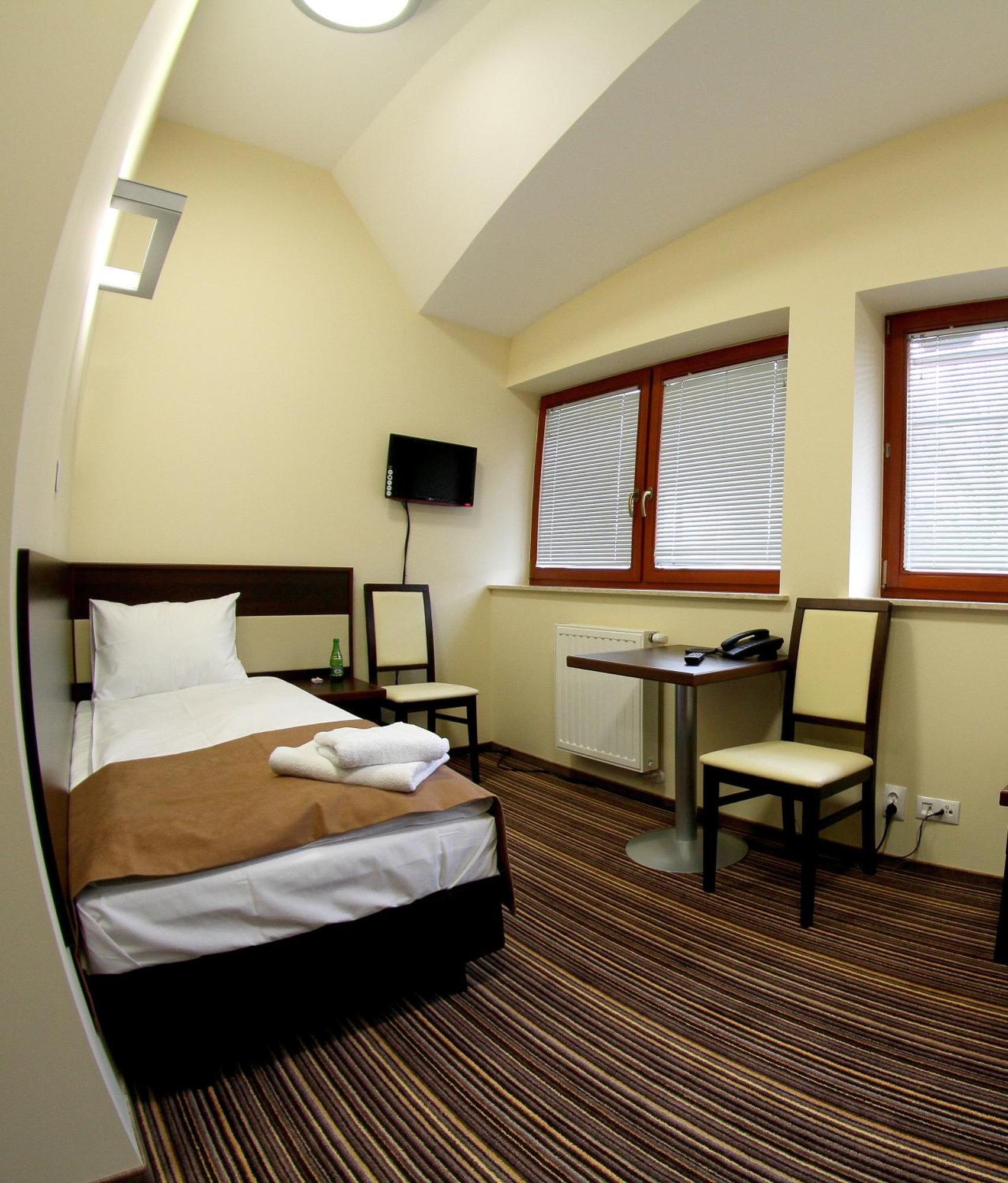 Hotel Aviator Kielce "Business Hotel Medical & Spa" Номер фото