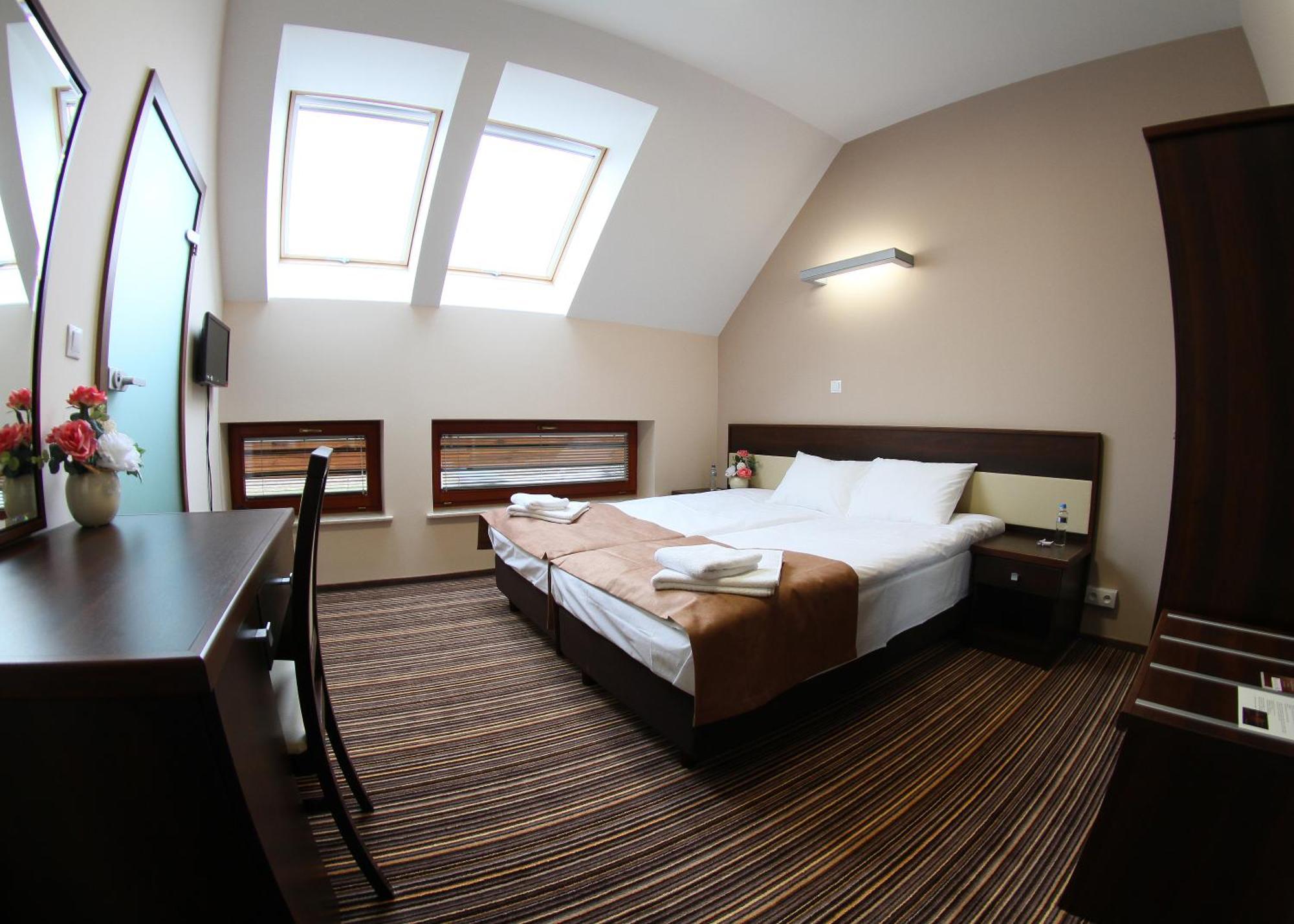 Hotel Aviator Kielce "Business Hotel Medical & Spa" Номер фото