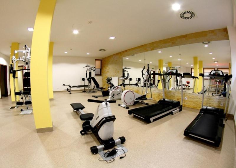Hotel Aviator Kielce "Business Hotel Medical & Spa" Экстерьер фото