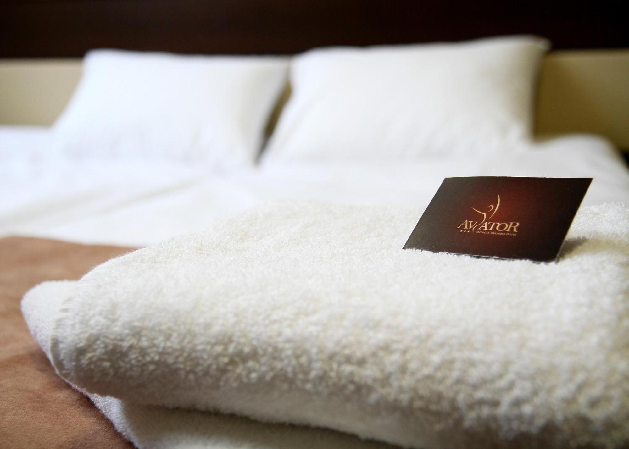 Hotel Aviator Kielce "Business Hotel Medical & Spa" Экстерьер фото