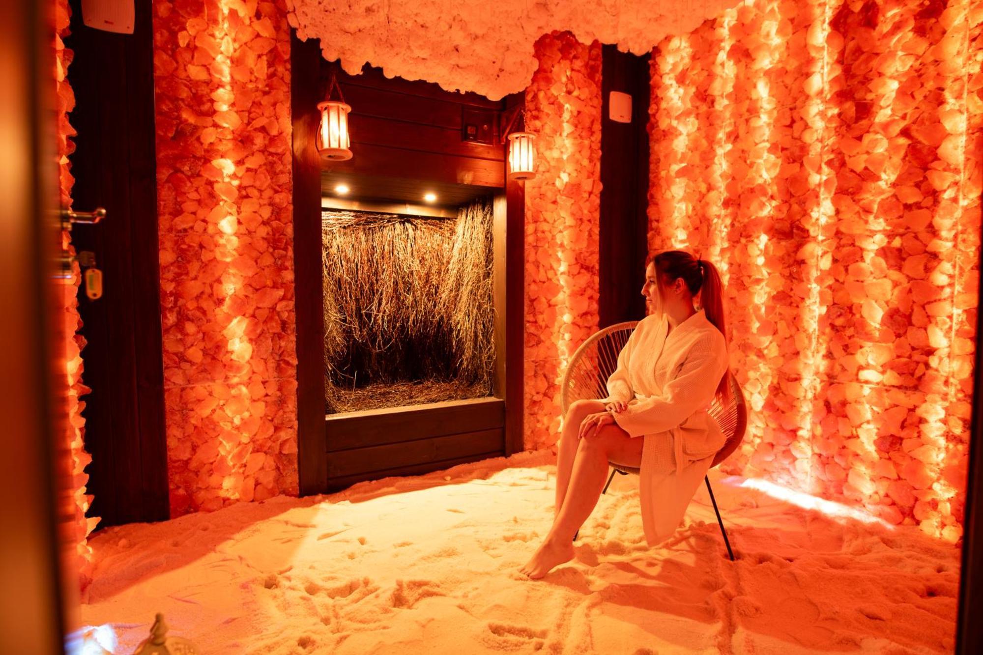Hotel Aviator Kielce "Business Hotel Medical & Spa" Экстерьер фото